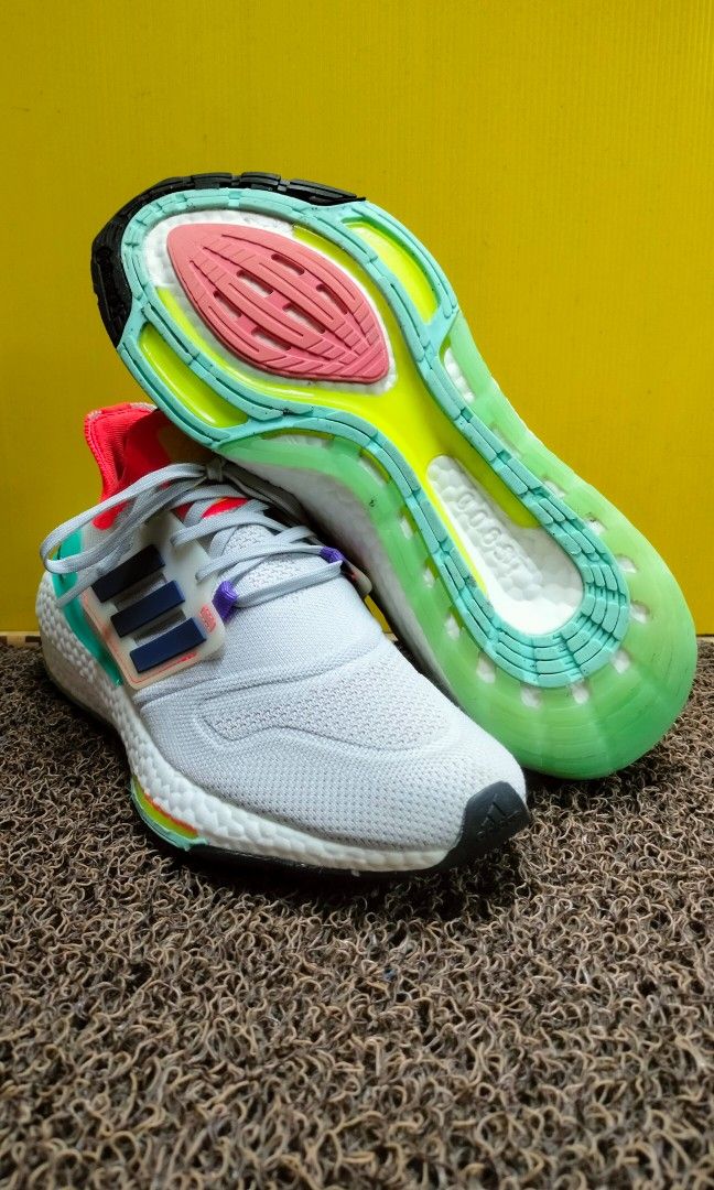 Adidas ultraboost 22 size 7.5uk 26cm Men s Fashion Footwear