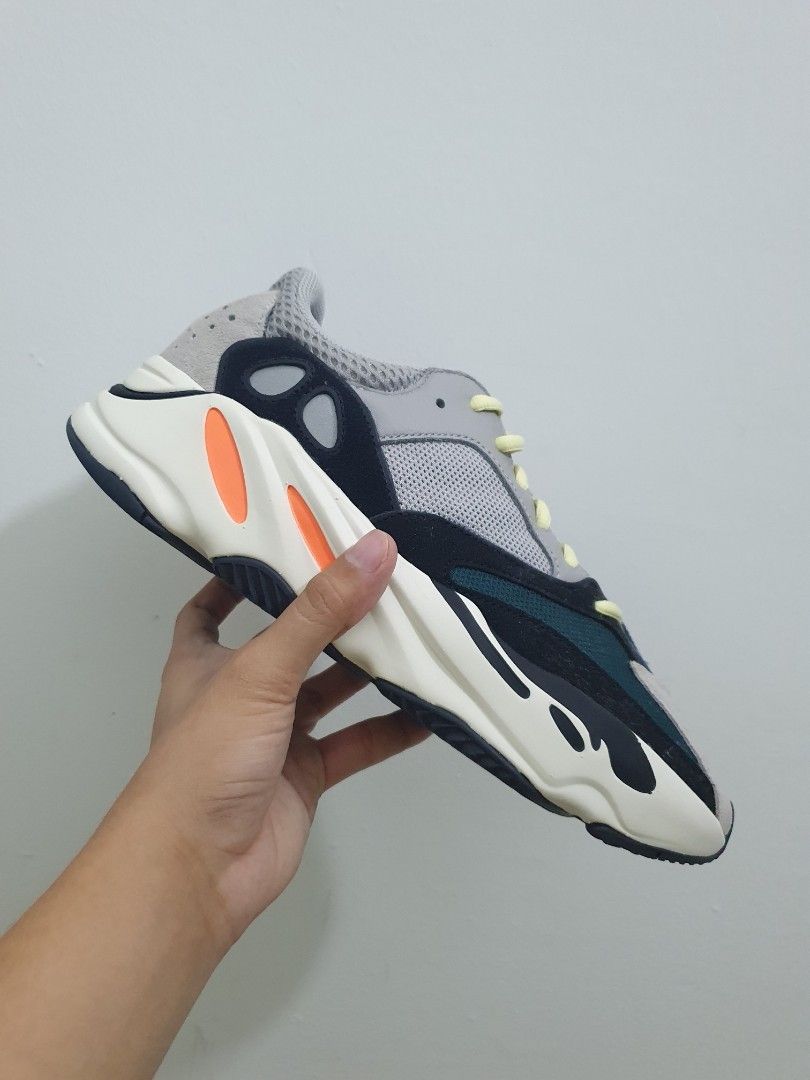 Harga new arrivals yeezy 700