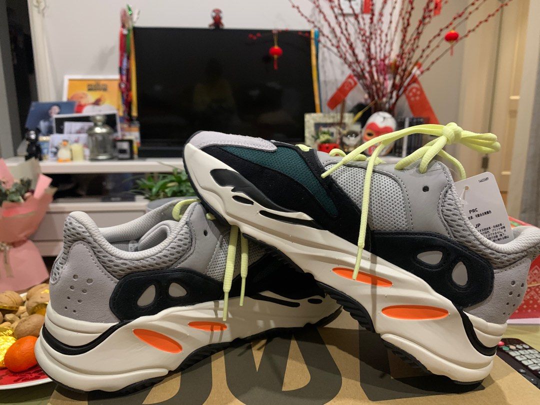 B75571 yeezy boost 700 hotsell