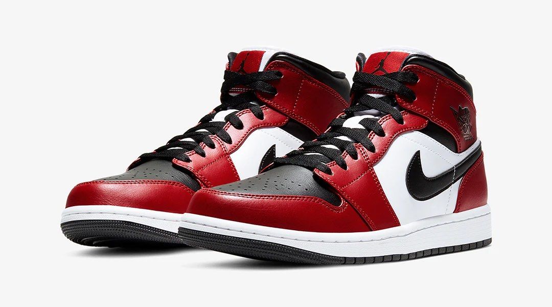 Air Jordan 1 mid Chicago black toe US8.5