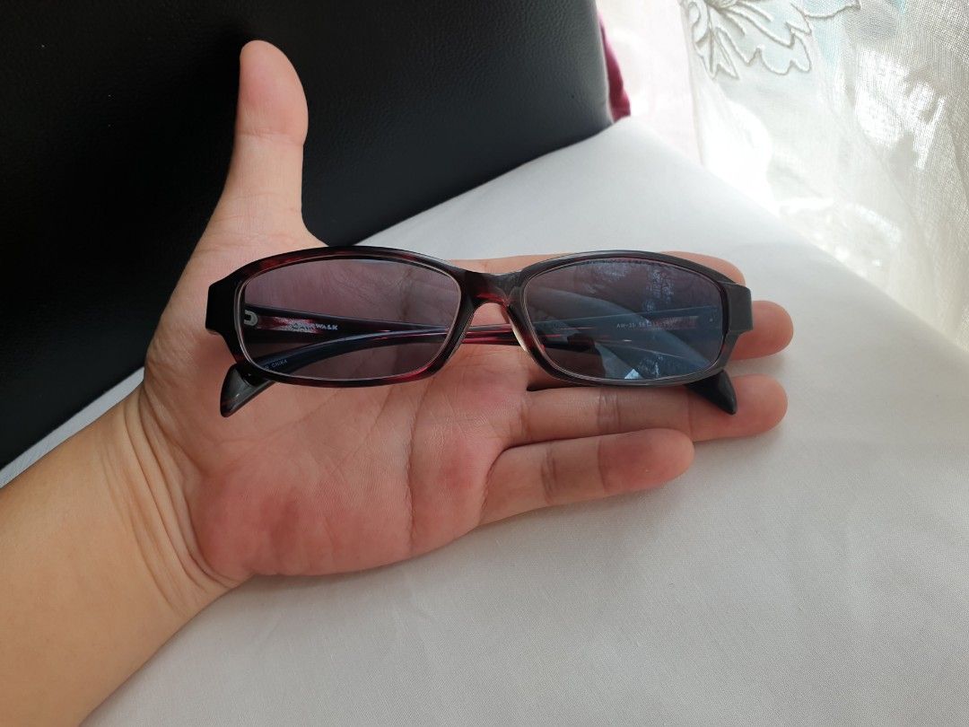 Airwalk sunglasses shop