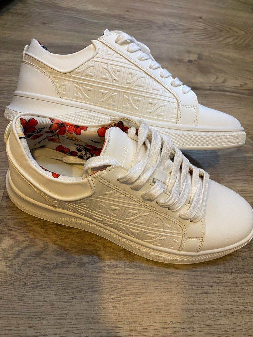 White and gold sneakers mens store