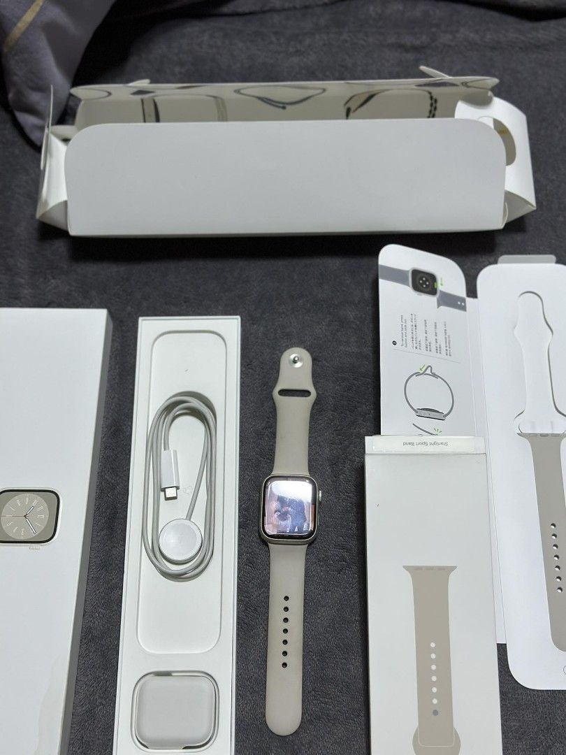 Apple watch series 8 45mm starlight complete package
