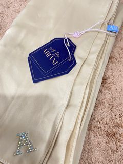 (Category: ) located in . Submitted by preloved_newshop (Listing ID 1258054514, Image 1). Description: .