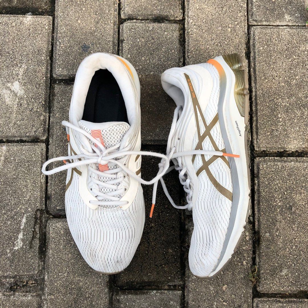 Sepatu asics deals pulse 11