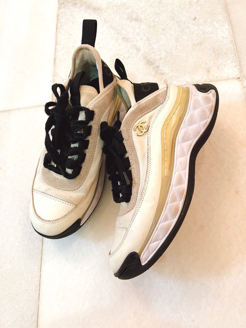AUTHENTIC CHANEL White shoe Sneakers Size 35 fit size 5 Women s