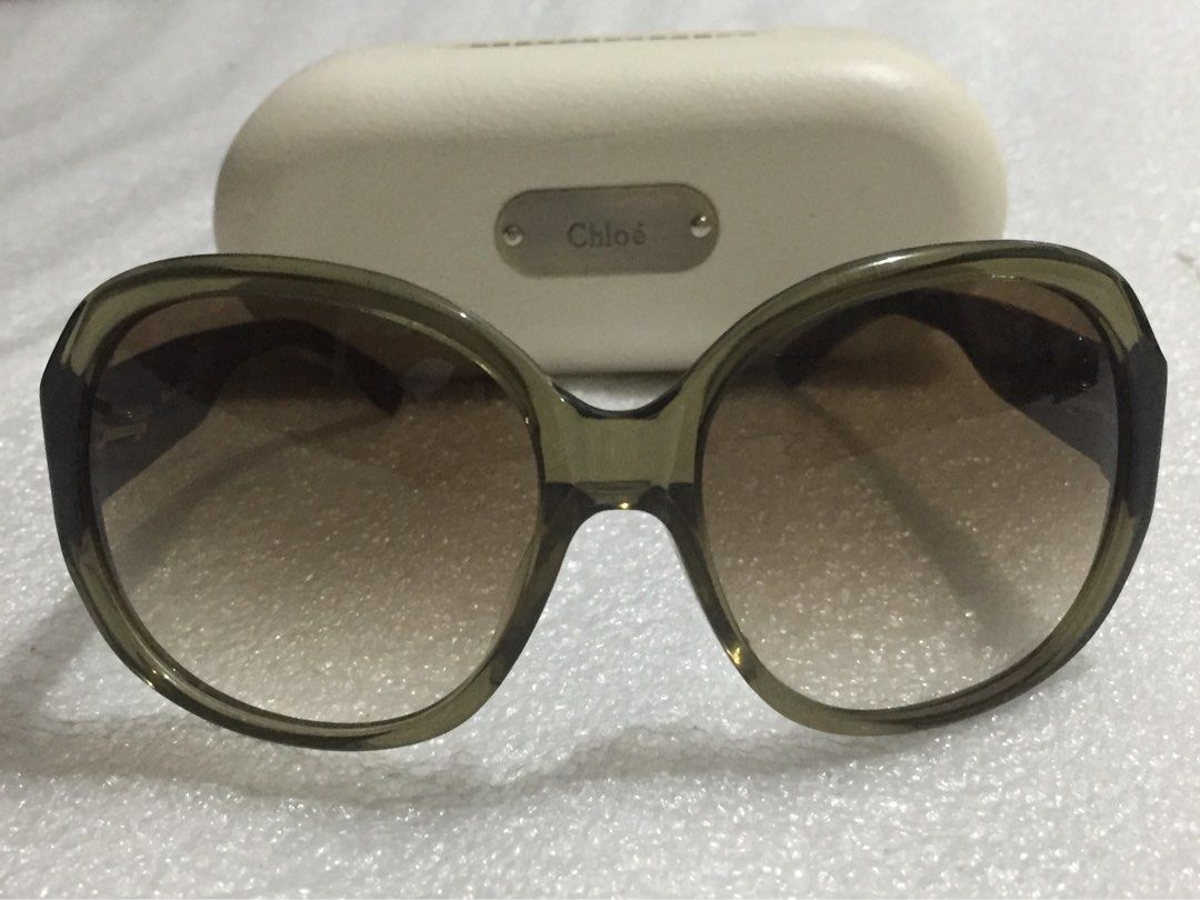 Authentic Chloe (Category: Sunglasses & Eyewear) located in Lubao. Submitted by vidap (Listing ID 1258140504, Image 1). Description: Authentic Chloe Shades Preloved Lightly used.