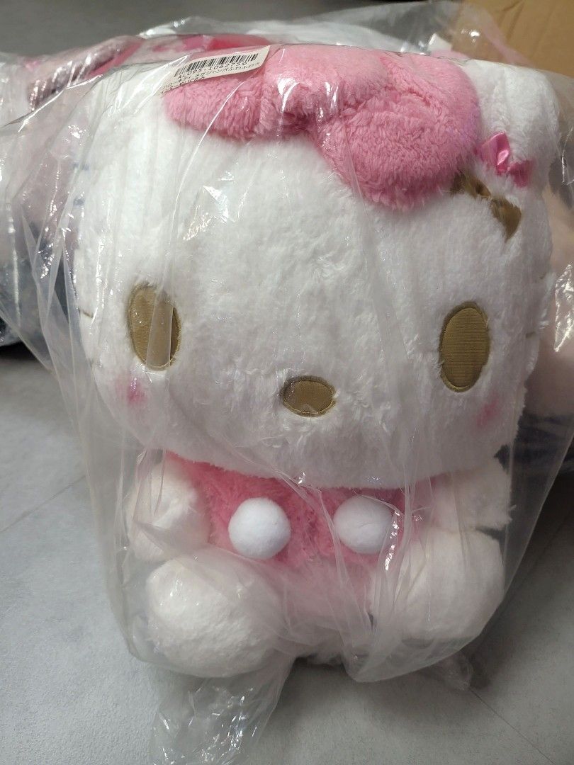 Authentic Hello Kitty, Hobbies & Toys, Toys & Games on Carousell