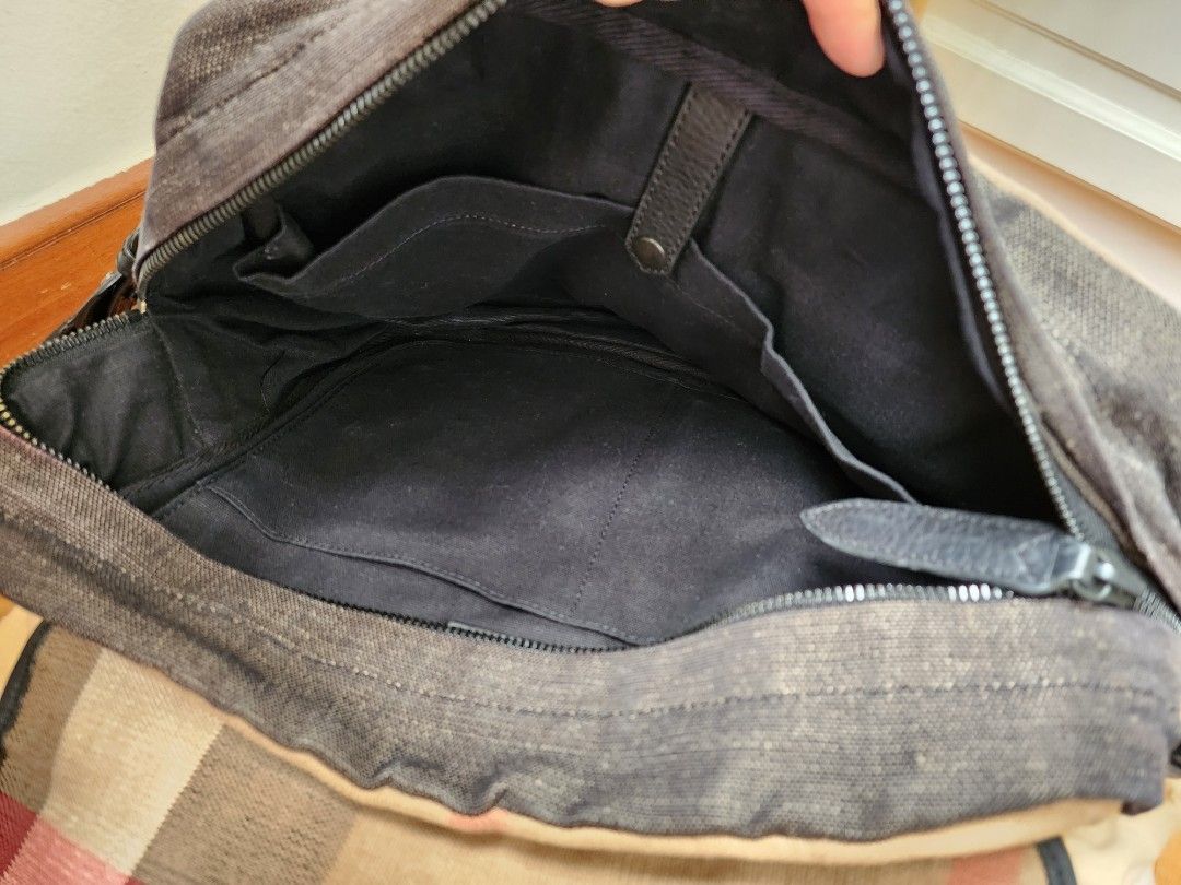 Burberry clearance sales store