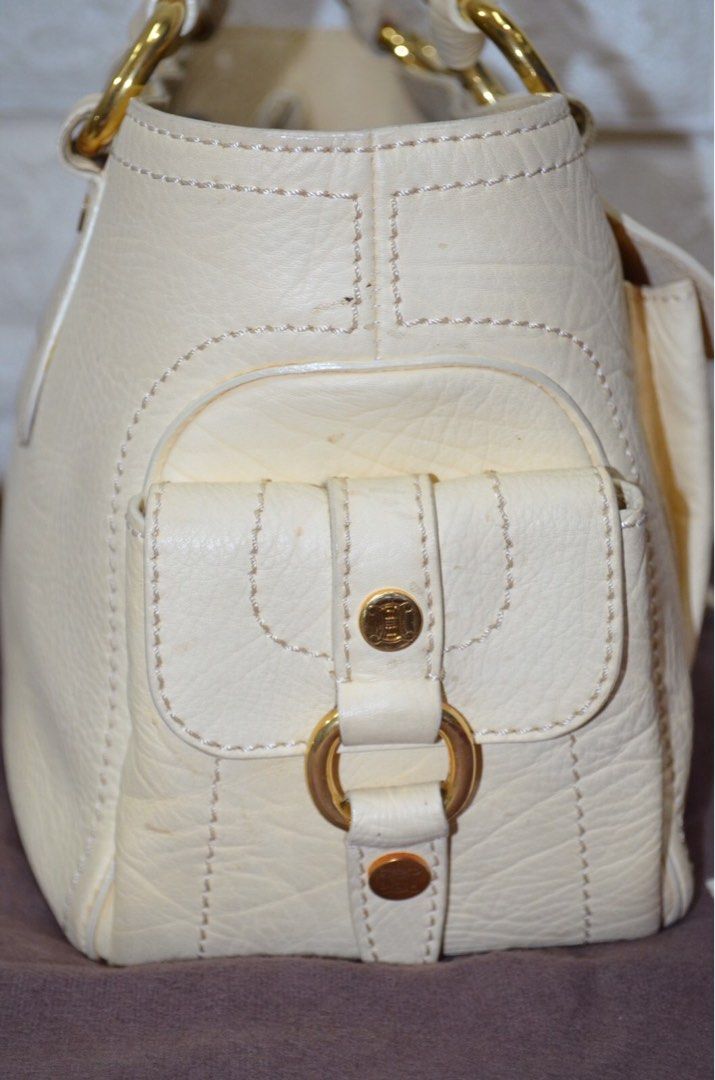Auyhentic Celine (Category: Luxury Bags & Wallets) located in Manila. Submitted by chloe_luxuries (Listing ID 1258159999, Image 3). Description: Guaranteed original celine hand bag Still in very good condition with minor sign of usage Comes with dustbag Pm for more details.