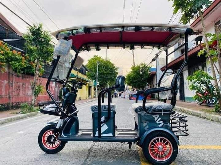 Avia cruiser (Category: Bicycles) located in Manila. Submitted by minidivisoria (Listing ID 1258177038, Image 3). Description: 😱E-TRIKE NA PANG MALAKASAN 1000WATTS😱 😍UPGRADED COLORED ALLOY MAGS😍 AVIA CRUISER E-TRIKE (48V20AH 1000 WATTS) ✅AUTOMATIC WIPER ✅SIDE MIRROR ✅FREE TRAPAL ✅FREE ASSEMBLE & DEMO ✅WITH CERT OF OWNERSHIP SPECIFICATIONS:👇👇👇 ☑️Automatic Wiper ☑️Removable Battery ☑️1000watts motor power ☑️600watts controller ☑️Digital gaug