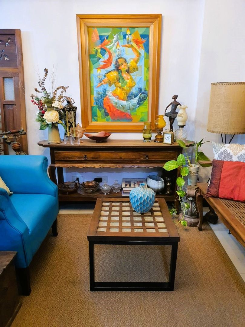 Capiz shop coffee table