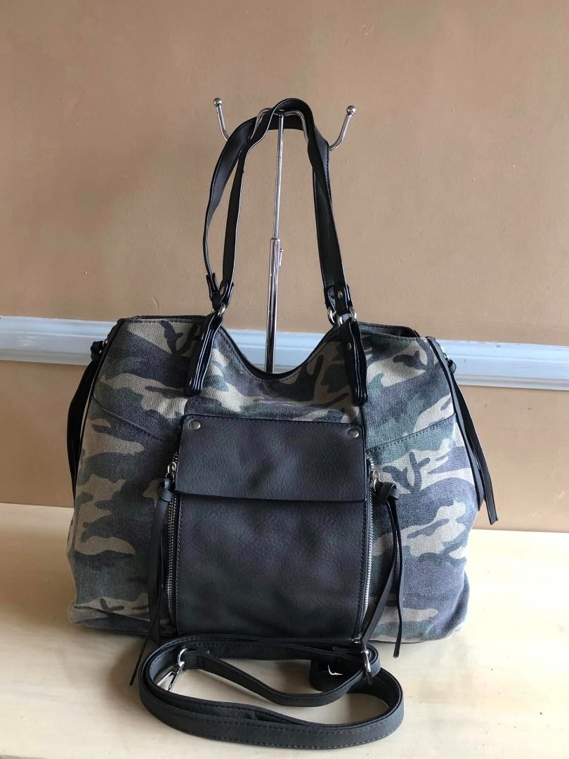 Black Rivet Brand Three Way Bag