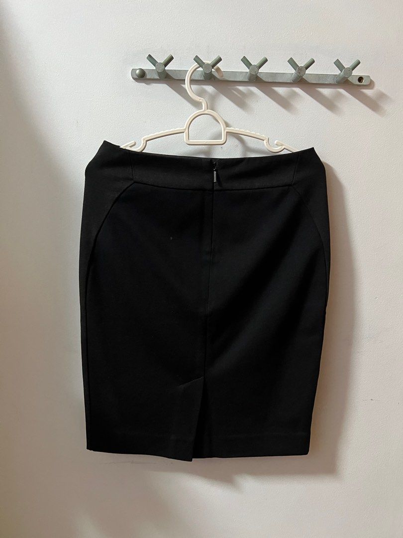 Black Short Pencil Skirt, Women's Fashion, Bottoms, Skirts on