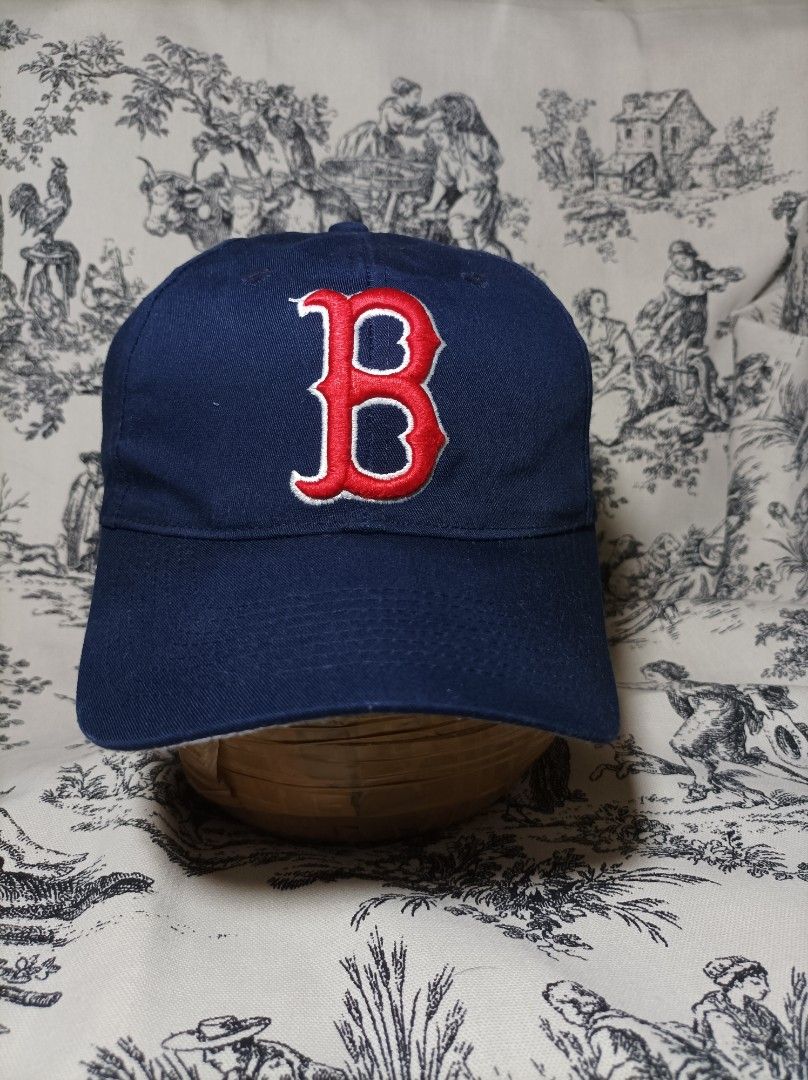 Nike x mlb boston red sox, Men's Fashion, Watches & Accessories, Caps & Hats  on Carousell