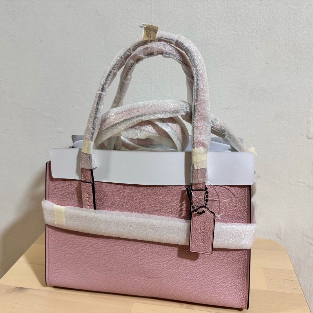 Coach Tote Pink 10/10, Luxury, Bags & Wallets on Carousell