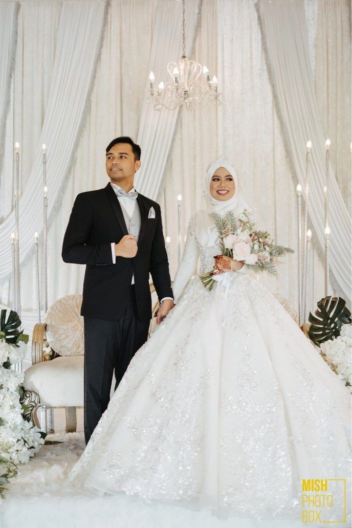 Wedding gown hot sale for rent