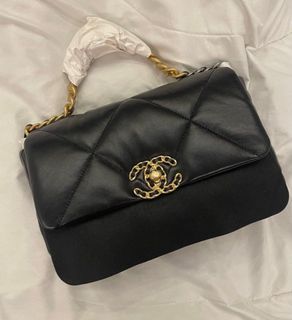 Chanel C19 Flap Excellent condition Small Lambskin Black / Ghw, Luxury, Bags  & Wallets on Carousell