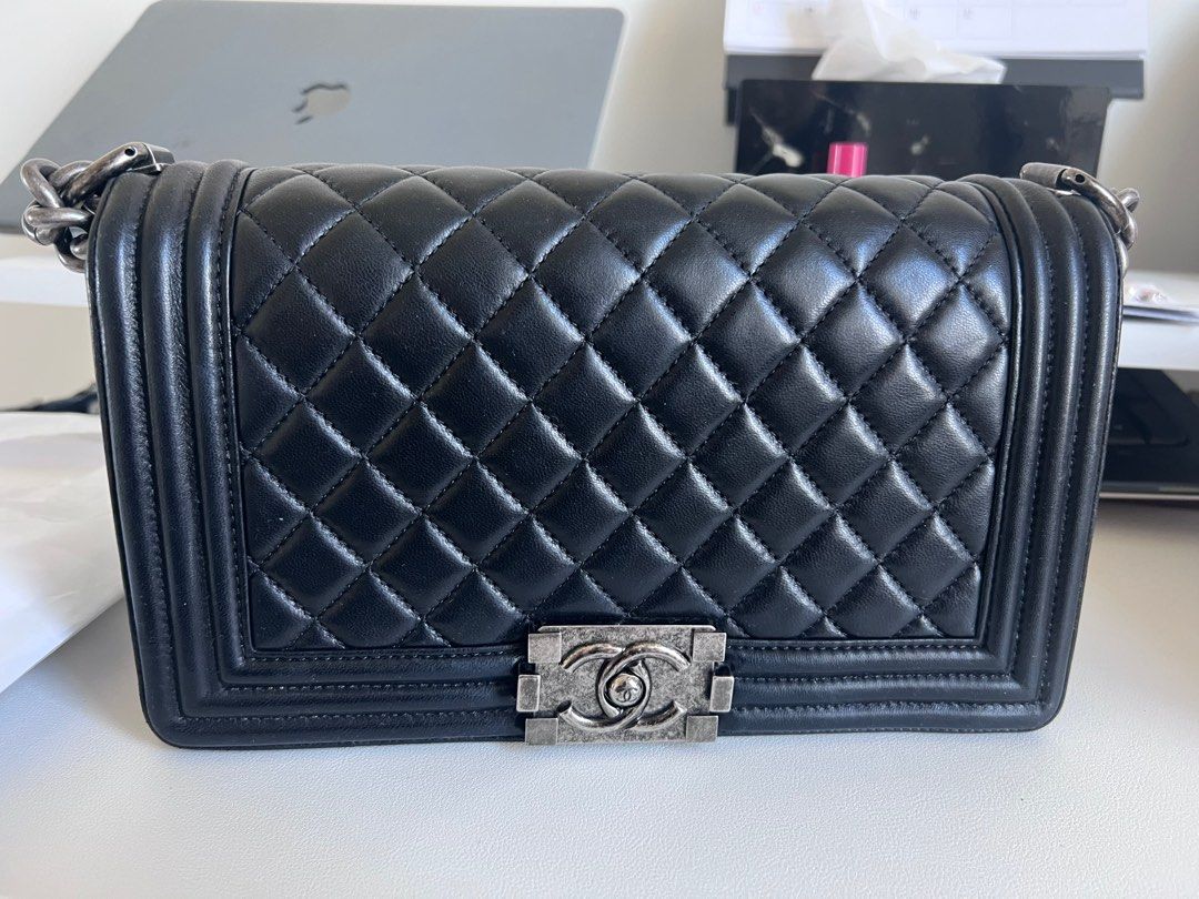 Chanel Black Quilted Calfskin New Medium Boy Bag Ruthenium