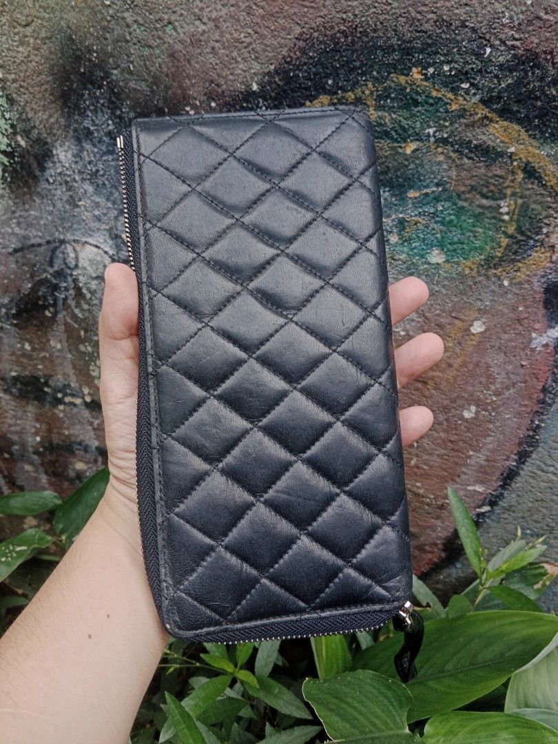 CHANEL BLACK QUILTED WALLET, Luxury, Bags & Wallets on Carousell