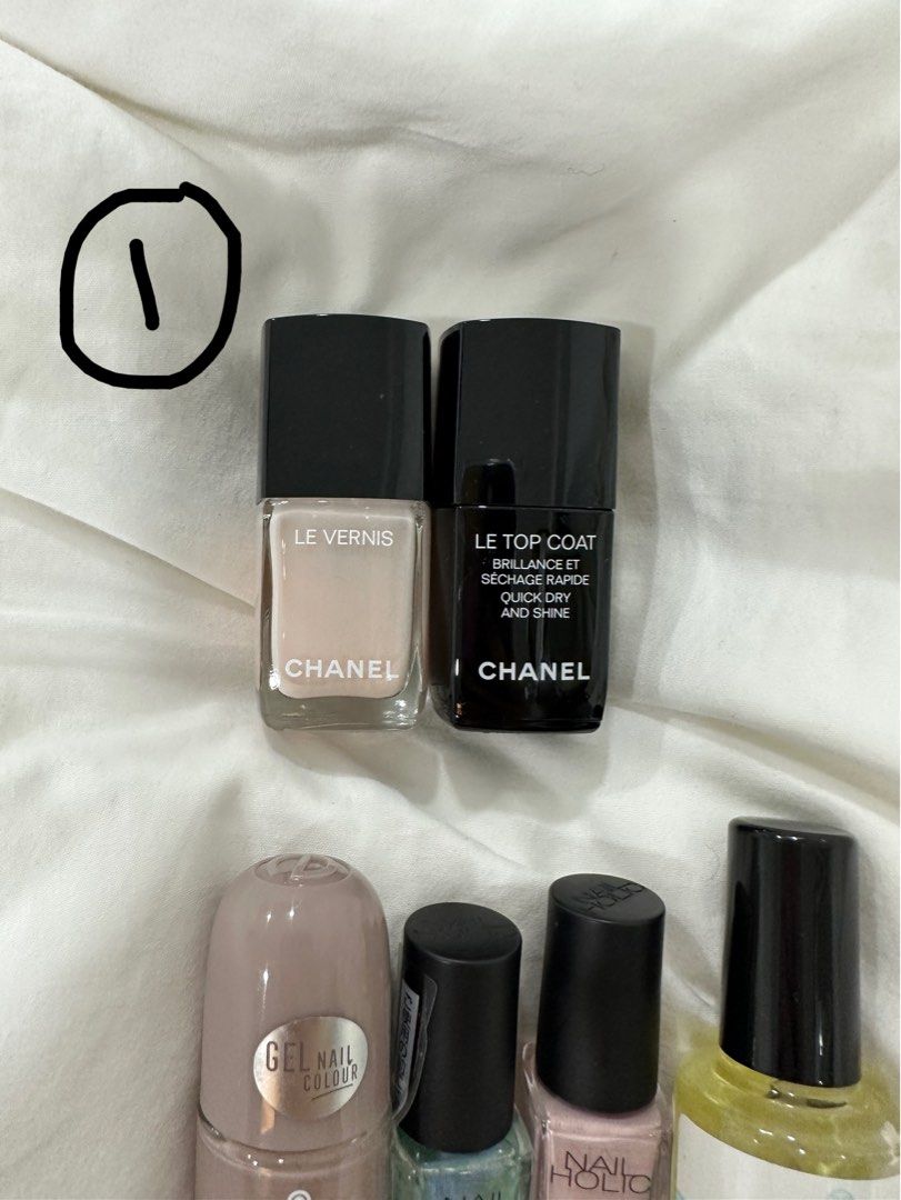 Chanel Le Top Coat Clarte (my nail polish haul from a trip to