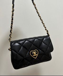 Chanel 22S Small Heart Bag Lambskin Black LGHW