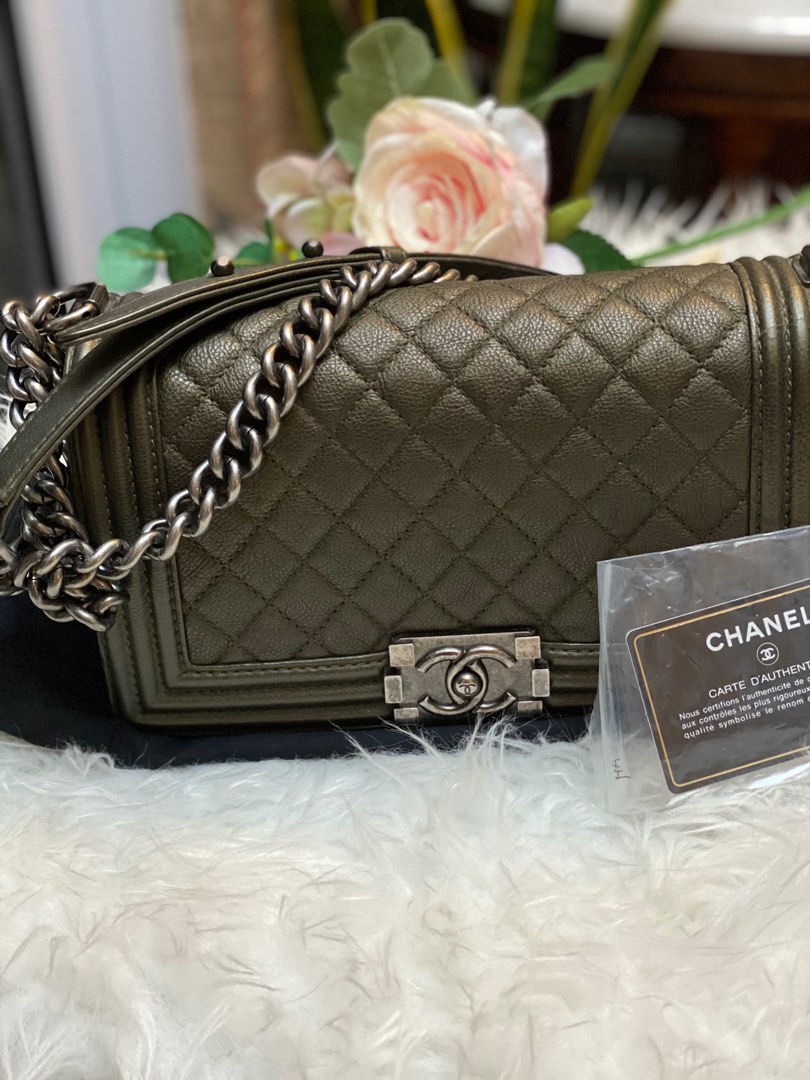 Chanel le new arrivals boy green