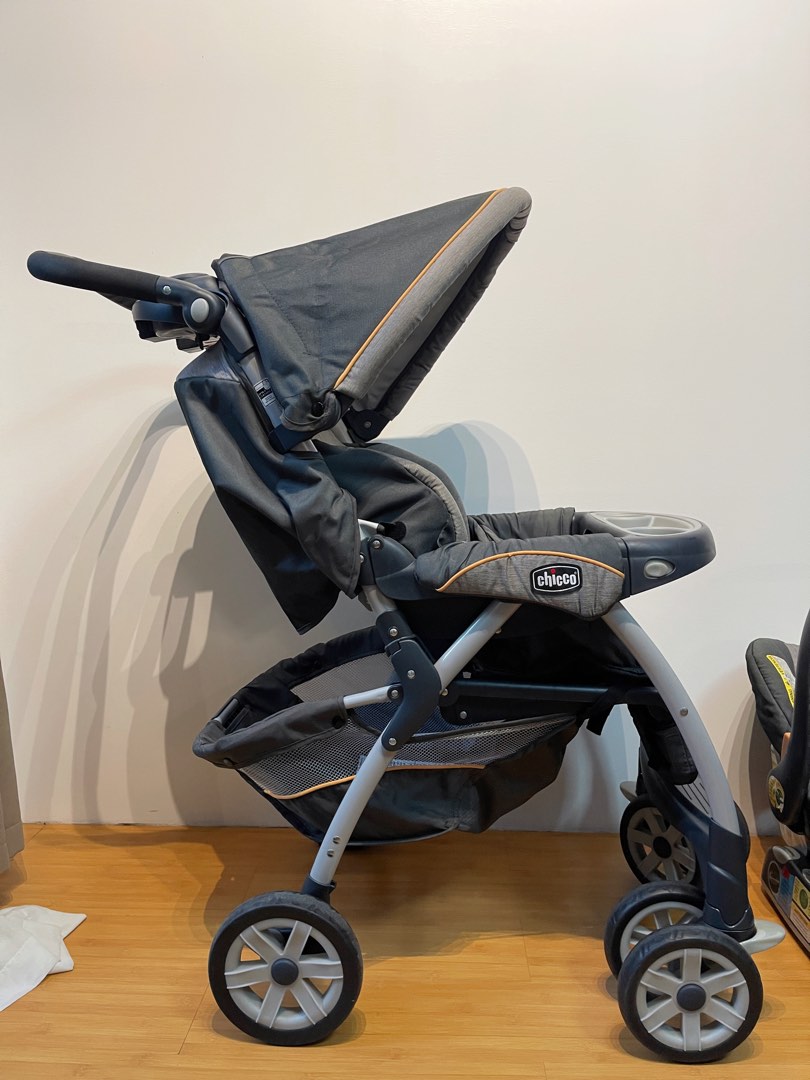 CHICCO CORTINA STROLLER, Babies & Kids, Going Out, Strollers on Carousell