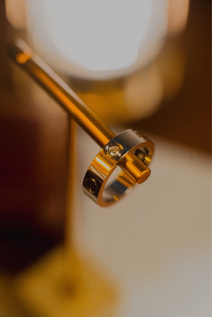 Custom cartier ring shop