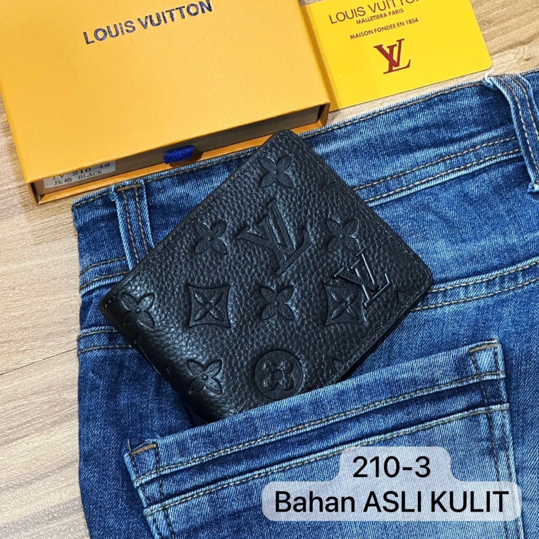 Louis vuitton maison fondee en 1854 paris, Fesyen Pria, Tas & Dompet ,  Dompet di Carousell