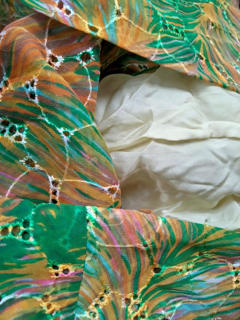 Dress brukat jadul + FREE BELT, Fesyen Wanita, Pakaian Wanita, Gaun