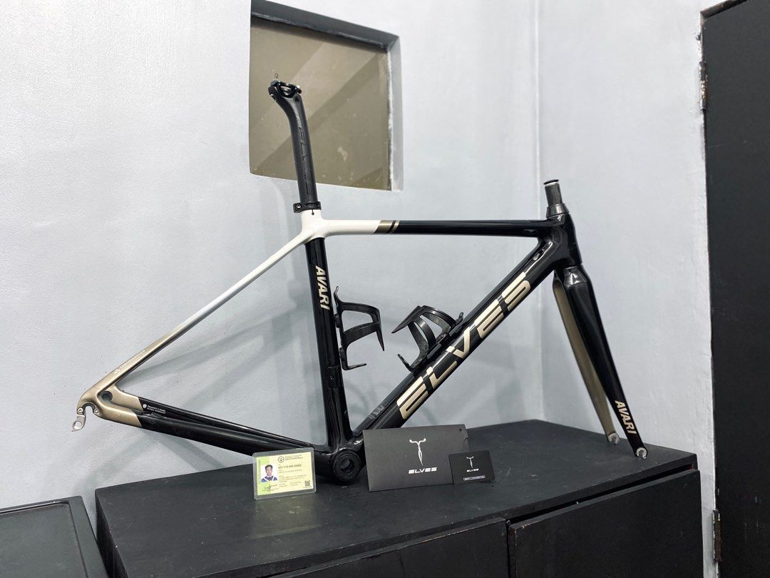 Elves road clearance bike frame