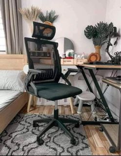 Ergonomic Chair with Headrest
