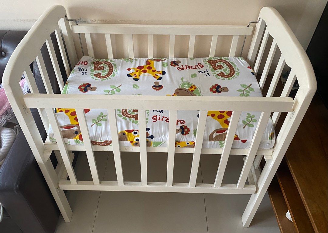 Preloved crib for sale shop