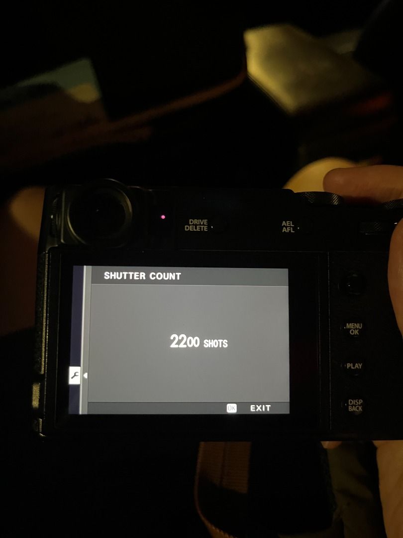 Fujifilm X100V (low shutter count) with accessories like new, no scratches, 攝影器材, 相機 Carousell