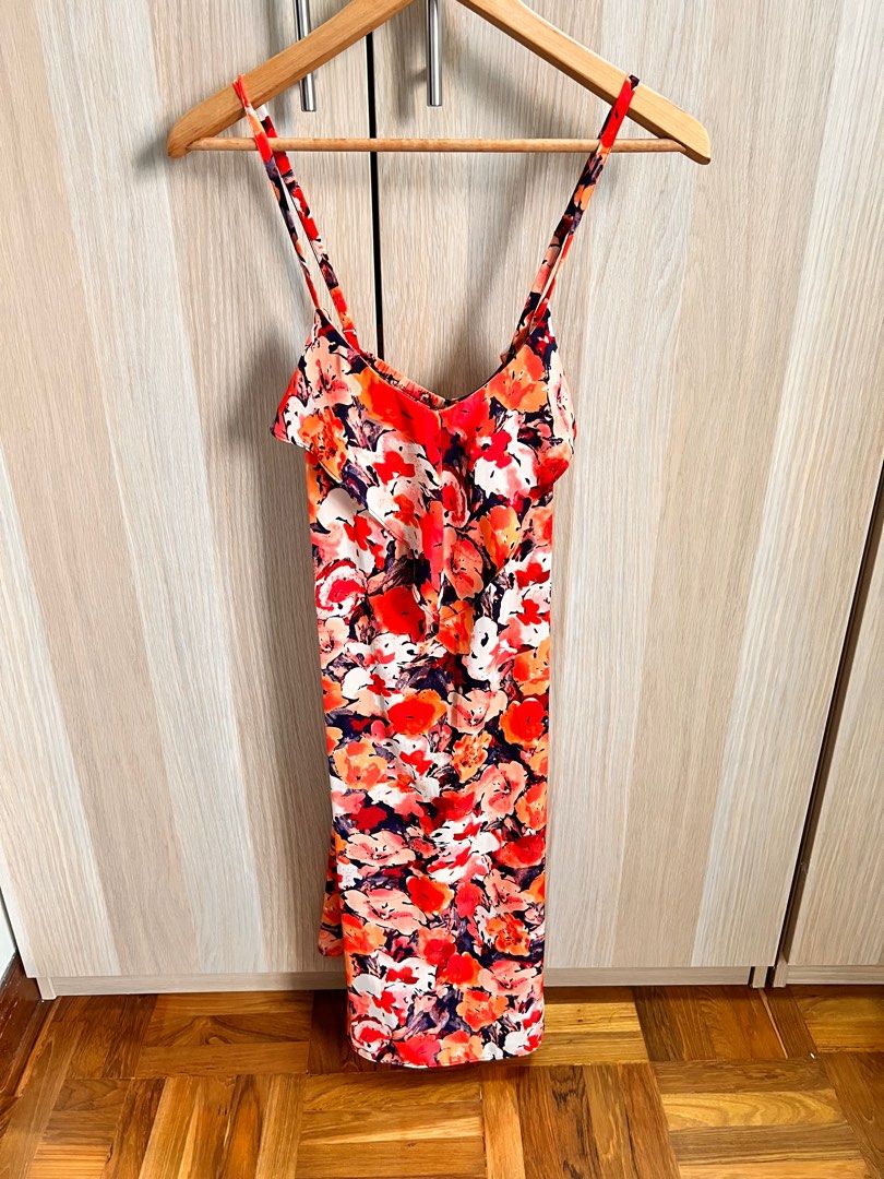 Gap red deals floral dress