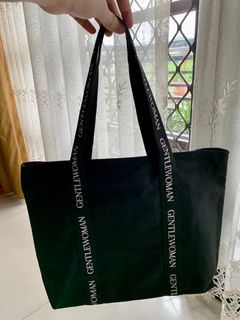 Vyanka Tote – CLN