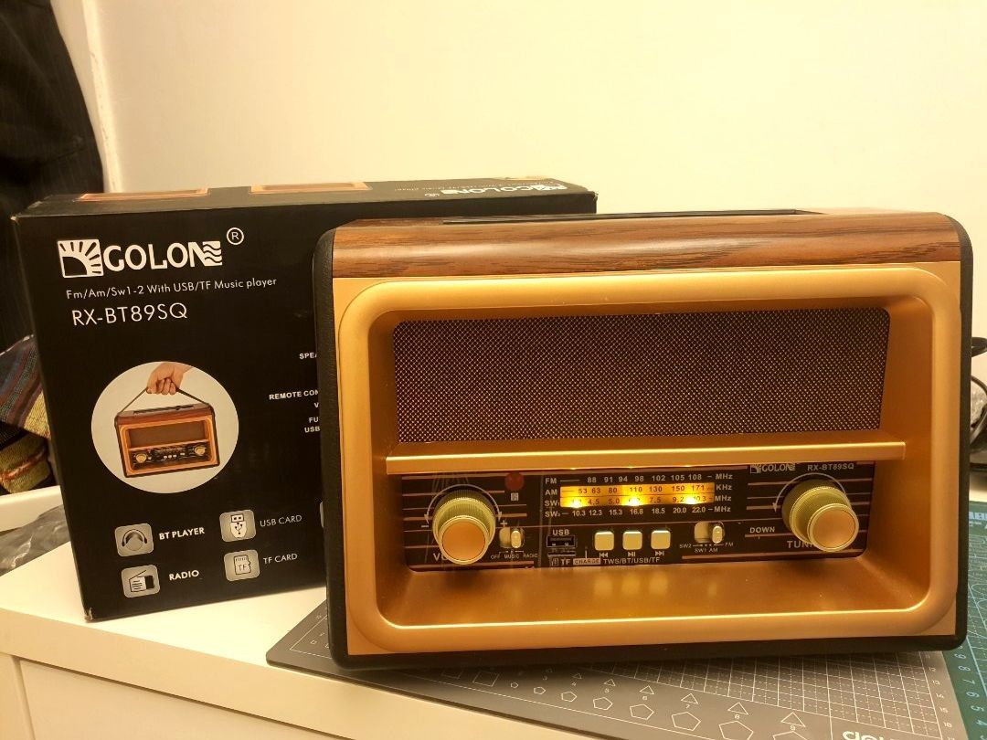 全新未用GOLON RX - BT89SQ Music Player FM/AM/Sw1-2 4 Band Radio