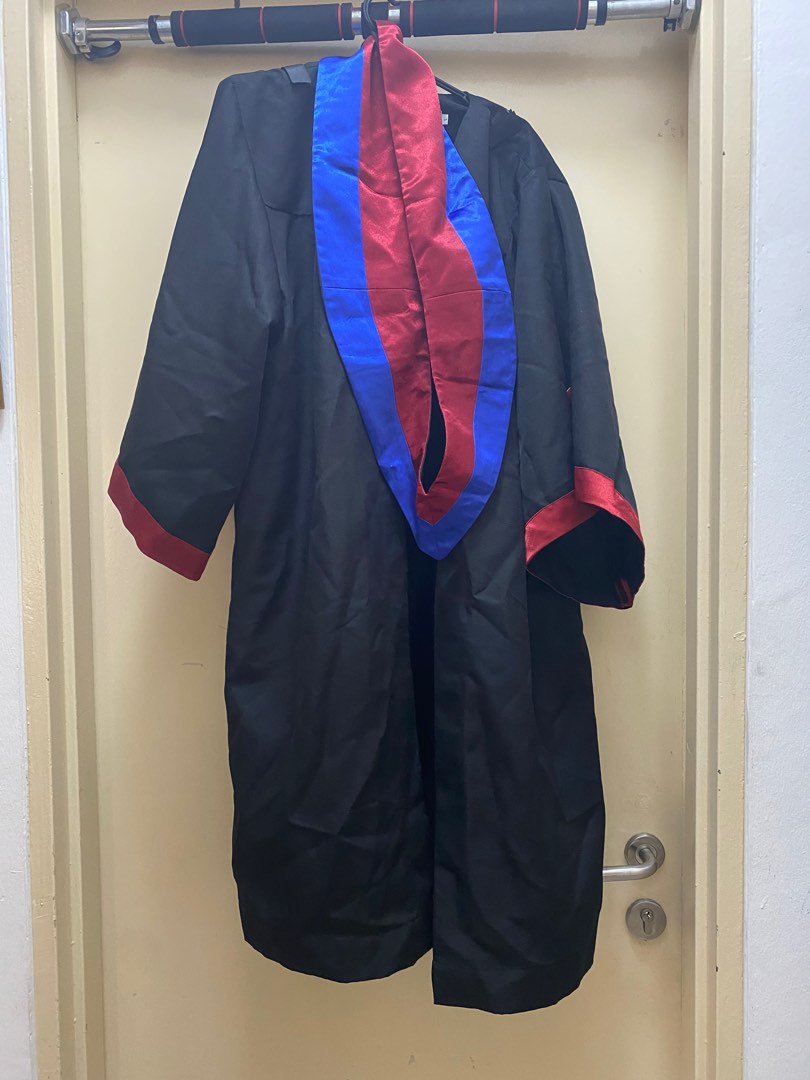 Graduation gown, Men's Fashion, Coats, Jackets and Outerwear on Carousell