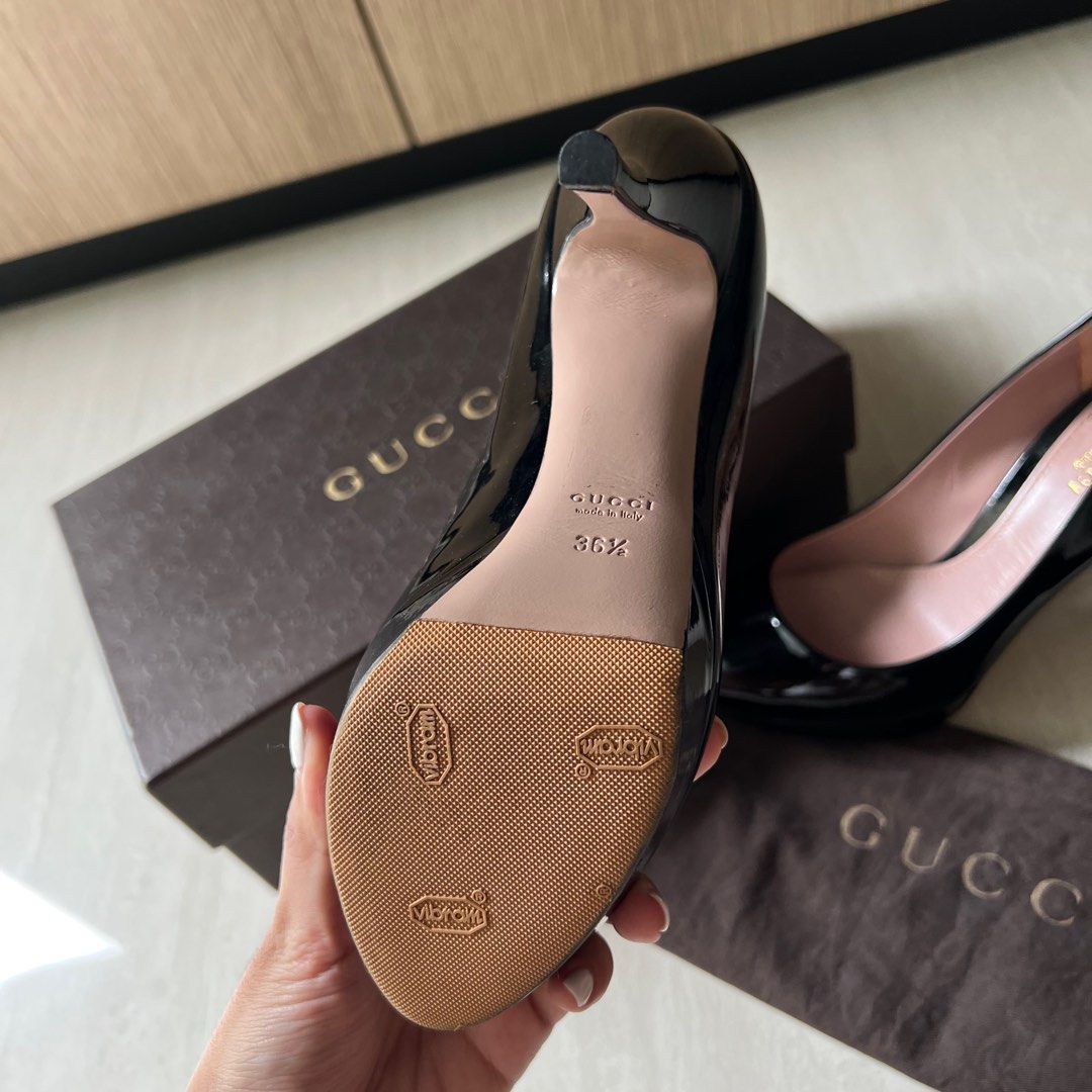 Gucci Men's Guccissima Pattern Leather Sandals