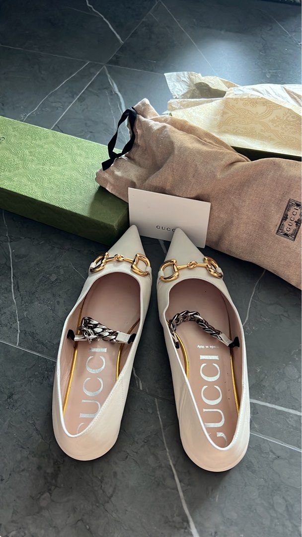 Gucci shoes Women s Fashion Footwear Flats on Carousell