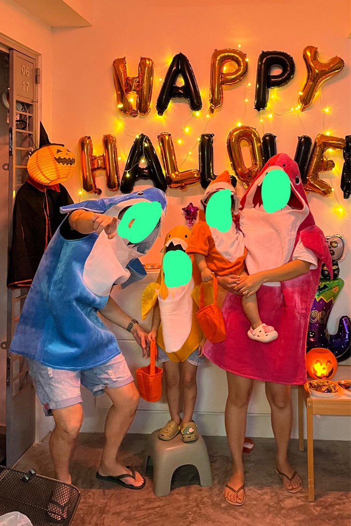 Halloween baby shark costumes for whole family including kids, Babies