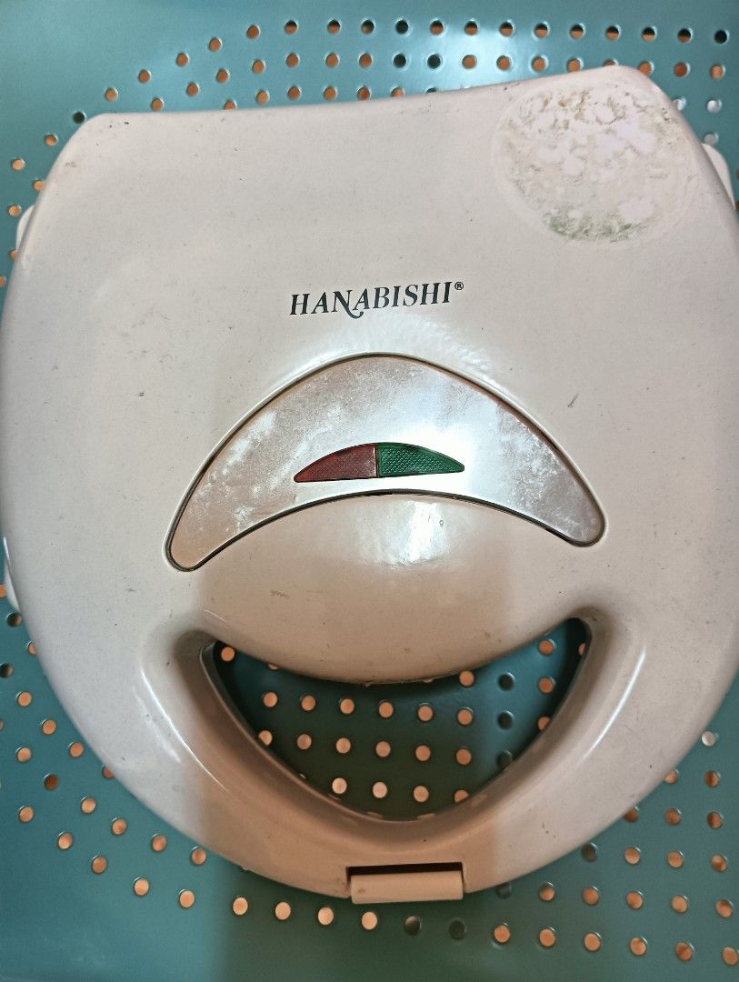 hanabishi waffle maker, Furniture & Home Living, Kitchenware