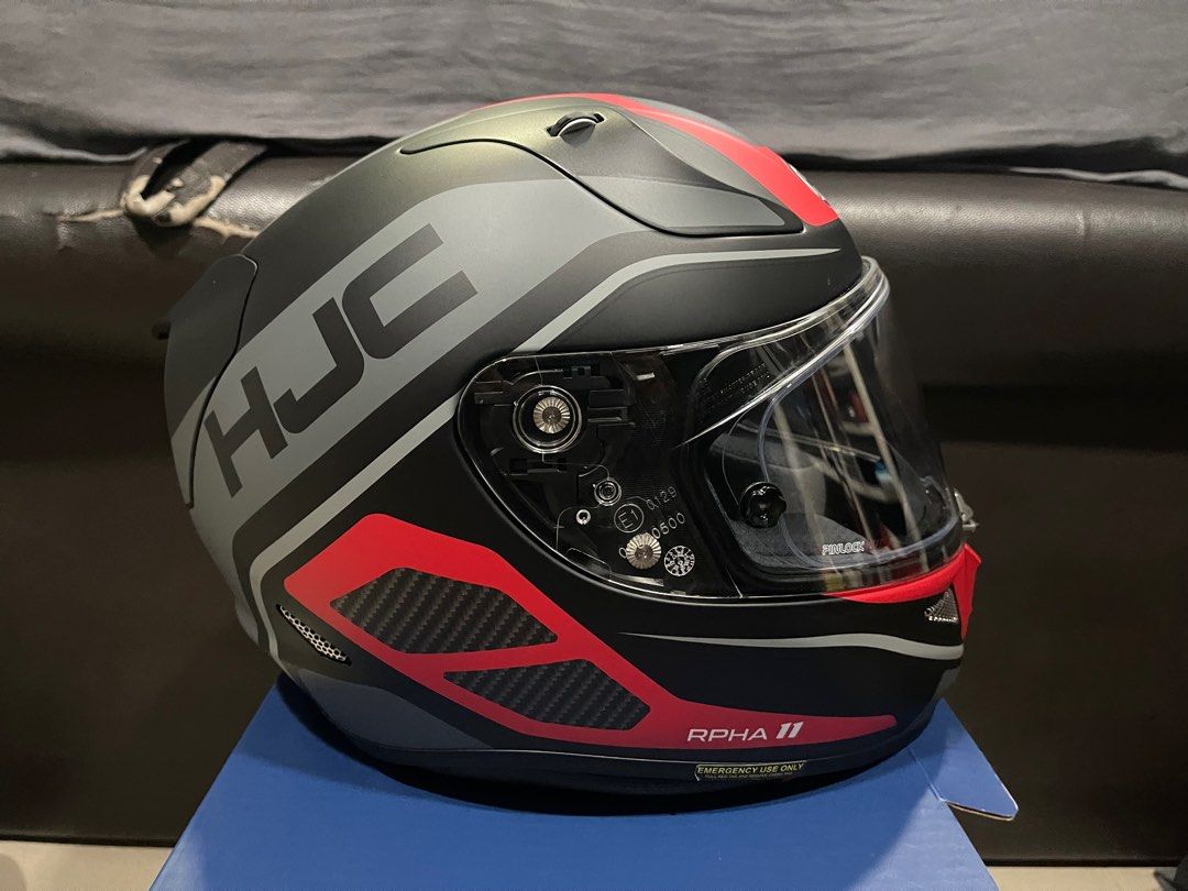 Hjc rpha 11 pro discount saravo helmet