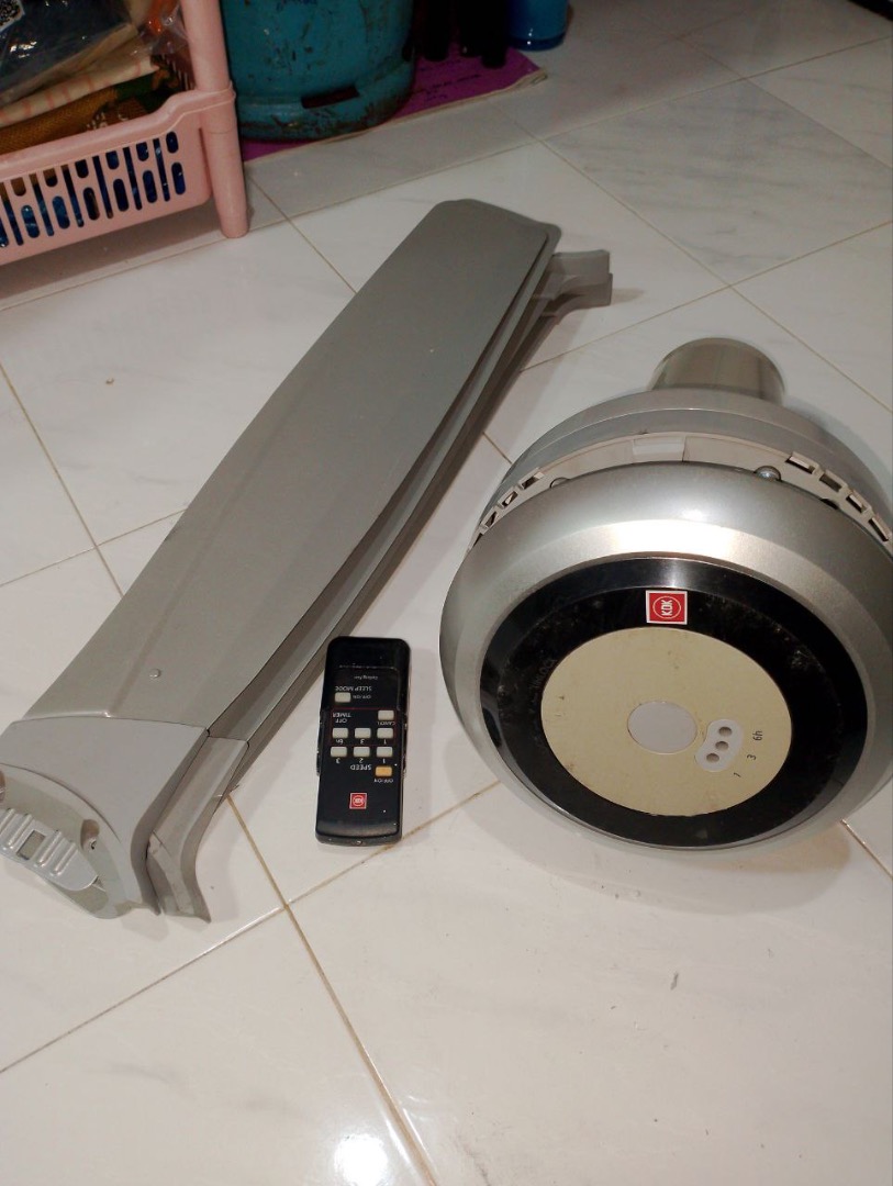 KDK ceiling fan 4 blade, Furniture & Home Living, Lighting & Fans, Fans