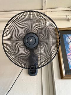 (Category: ) located in . Submitted by jmc52 (Listing ID 1258103298, Image 1). Description: .