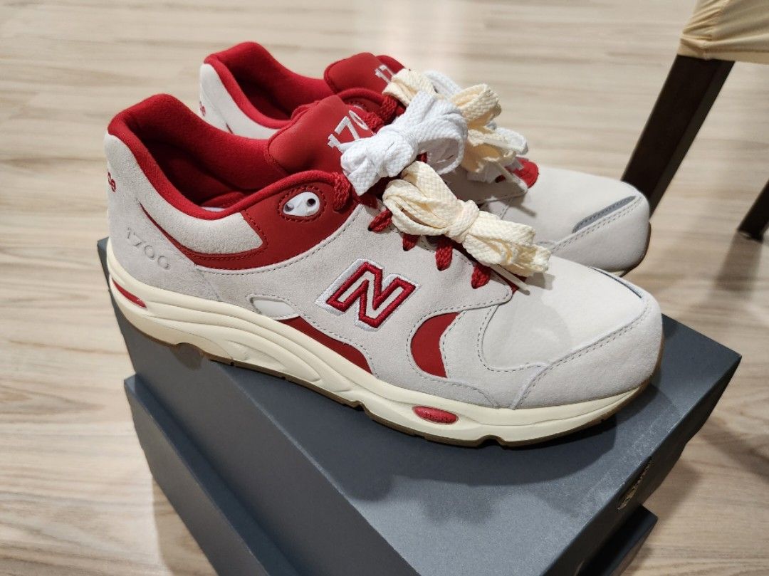 Kith x New Balance 1700 Toronto - Marshmallow