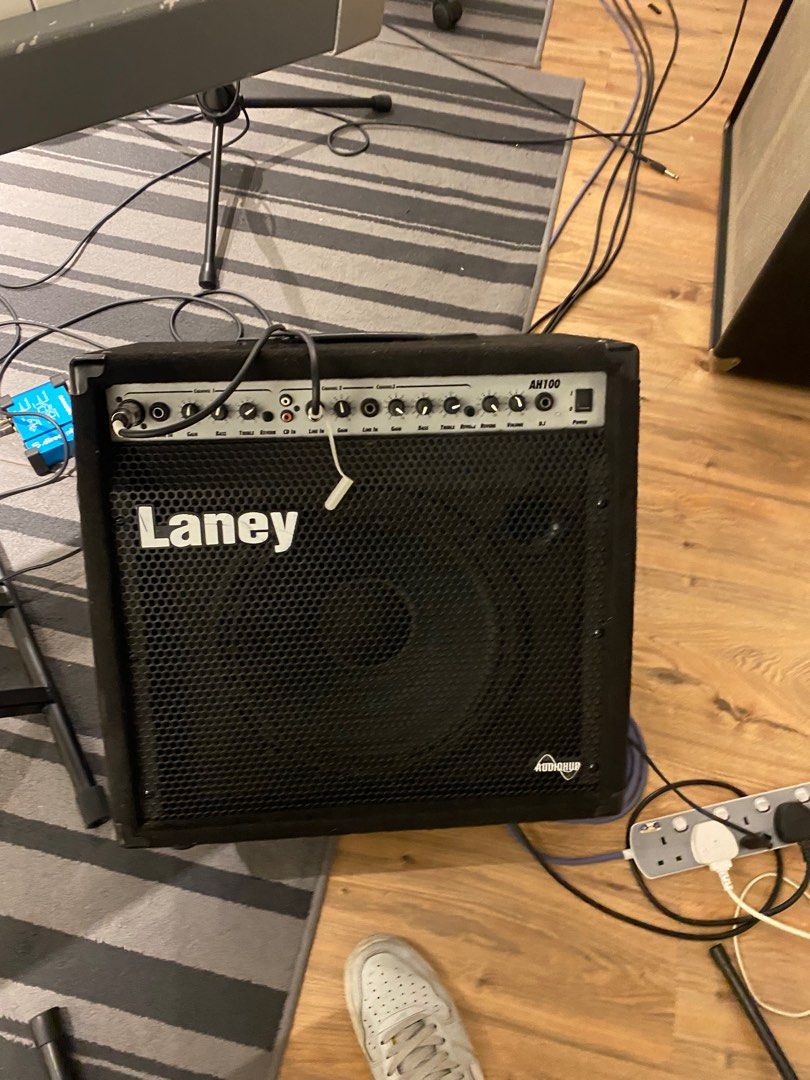 Laney AH100 amp, Hobbies & Toys, Music & Media, Music Accessories on