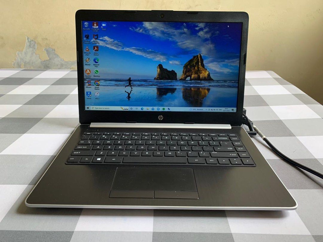 Leptop hot sale merk hp