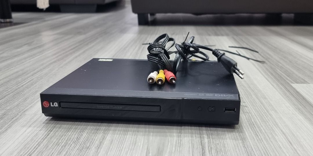 LG DP132 DVD PLAYER WITH USB, TV & Home Appliances, TV & Entertainment